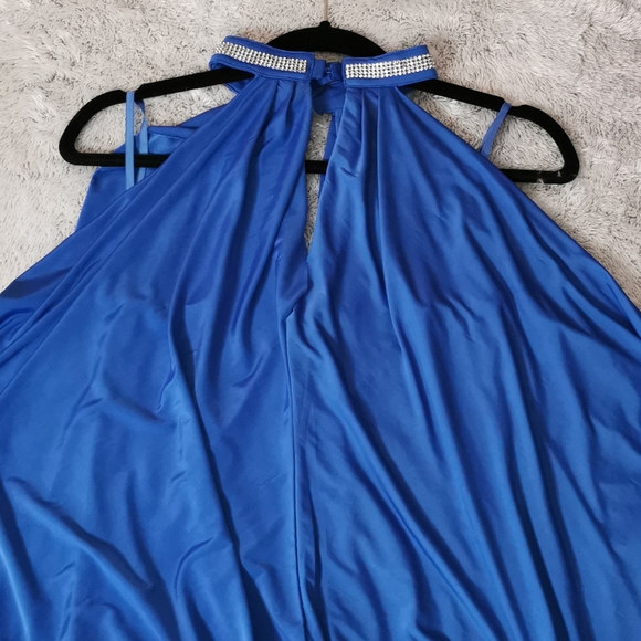 Haut bleu - Picture 5 of 5